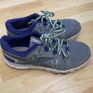 Reebok Sneakers SZ 8